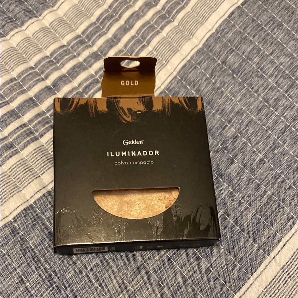 Gelden  Illuminador Compact Powder